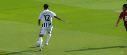 半场：尤文1-0尼斯，道格拉斯-路易斯破门